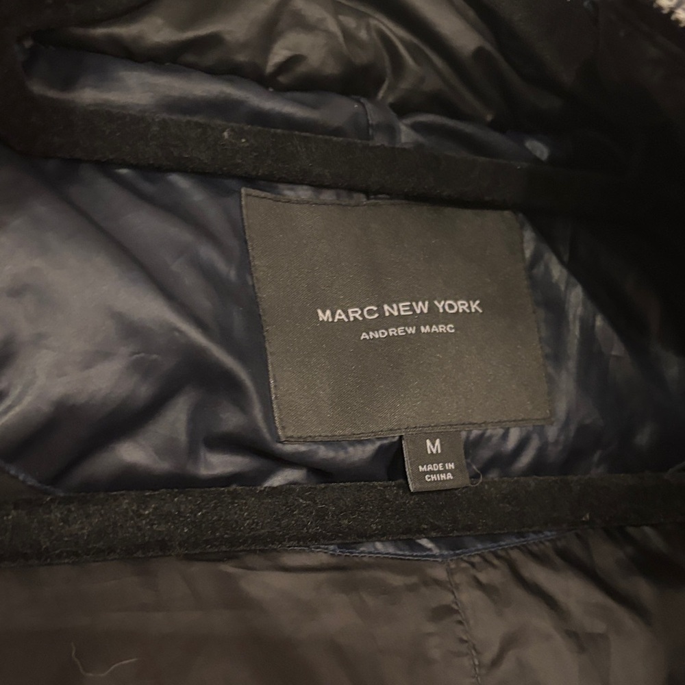 Andrew Marc women's puffer jacket sz medium - Picture 7 of 15